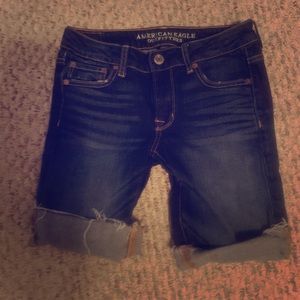 American Eagle Denim Skinny Bermuda Short Size 4